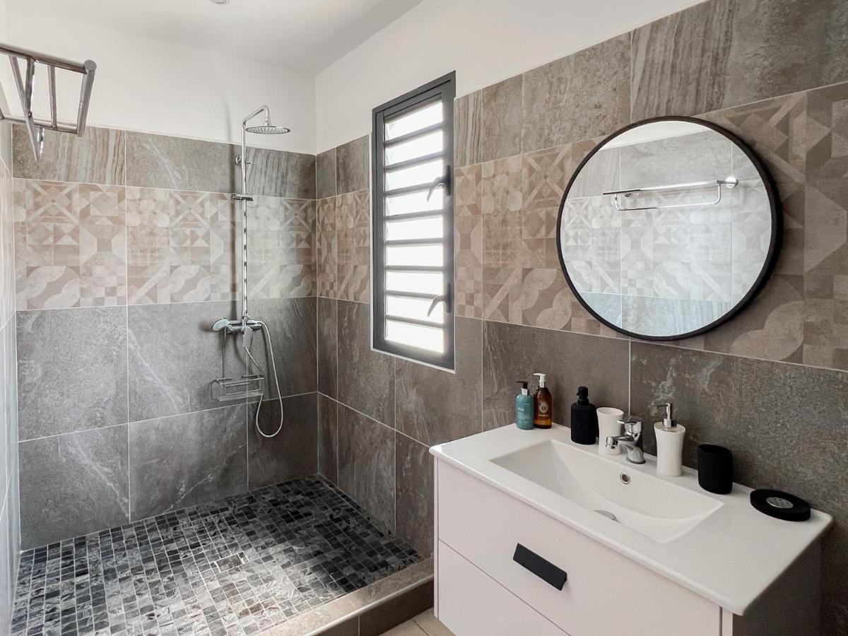 Residence Celestial - Premium 3 Bedrooms Villa With Volcanic Stone Pool غراند بايَ المظهر الخارجي الصورة