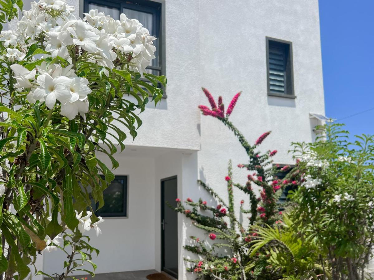 Residence Celestial - Premium 3 Bedrooms Villa With Volcanic Stone Pool غراند بايَ المظهر الخارجي الصورة